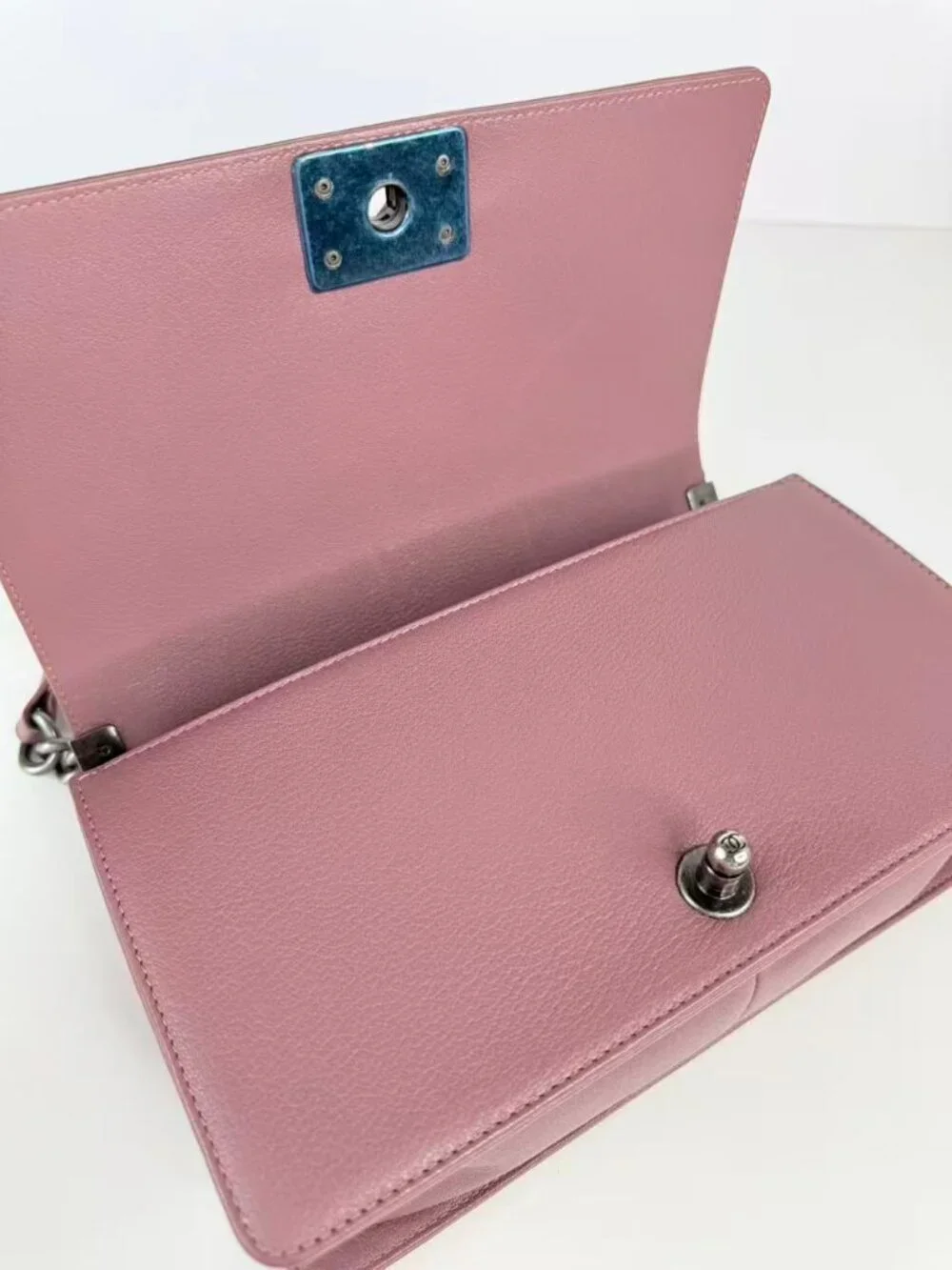 Channel boy flag bag